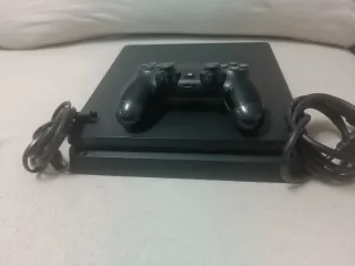 PS4 (PlayStation 4) Negra