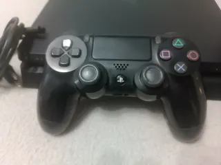 PS4 (PlayStation 4) Negra