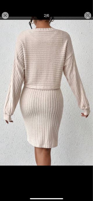 Conjunto dos piezas vestido largo y camiseta T/ L.