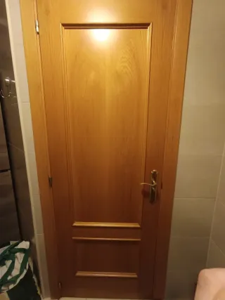 Puerta de madera