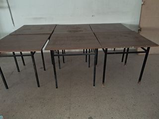 LIQUIDACION MESA METALICA Vintage.