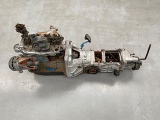 MAQUETA MOTOR Y CAJA CAMBIOS SECCIONADOS SEAT 600