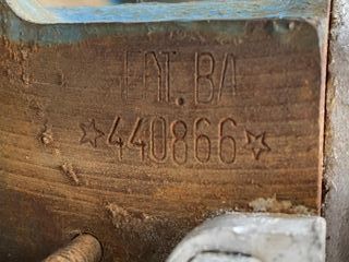 MAQUETA MOTOR Y CAJA CAMBIOS SECCIONADOS SEAT 600