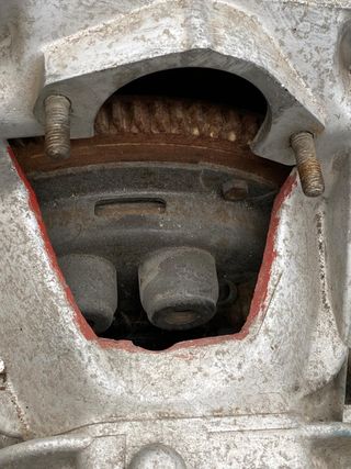 MAQUETA MOTOR Y CAJA CAMBIOS SECCIONADOS SEAT 600