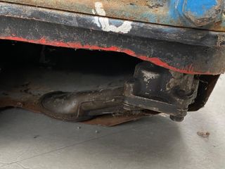 MAQUETA MOTOR Y CAJA CAMBIOS SECCIONADOS SEAT 600