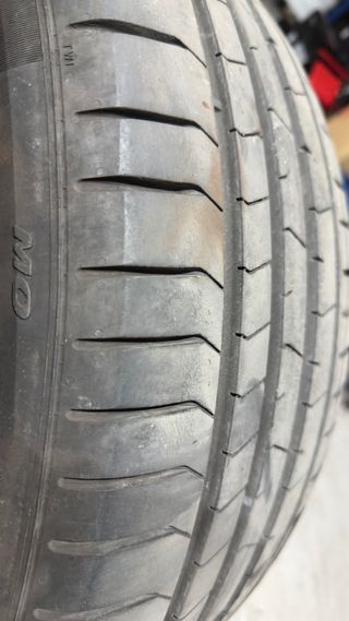 Neumáticos Pirelli 235/50/19 99W