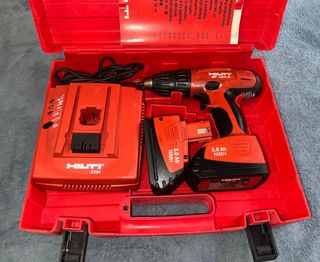 Taladro Hilti BP 121-A con 2 Baterías
