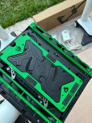 Vorwerk Kobold Folletto VK7s accessoriata