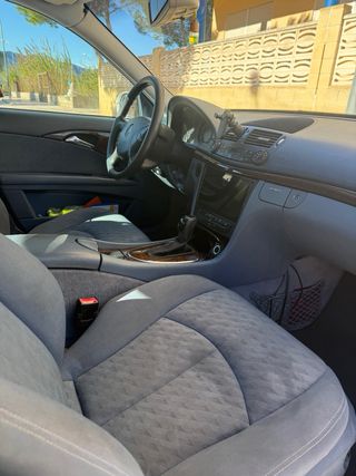 Mercedes-Benz Clase E 2005 NEGOCIABLE