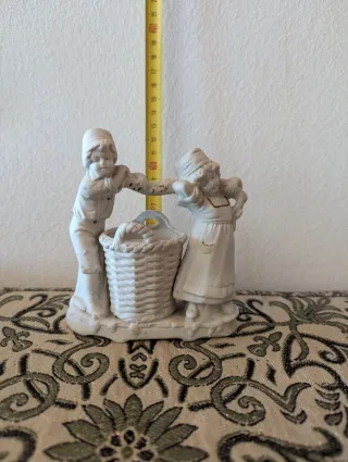 Lote 9 Figuras cerámica biscuit