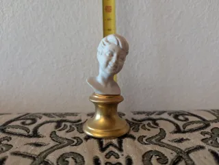 Lote 9 Figuras cerámica biscuit