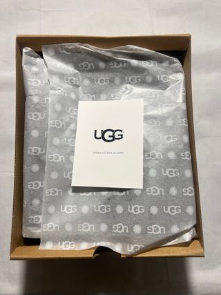 UGG Tasman Gris Talla 38