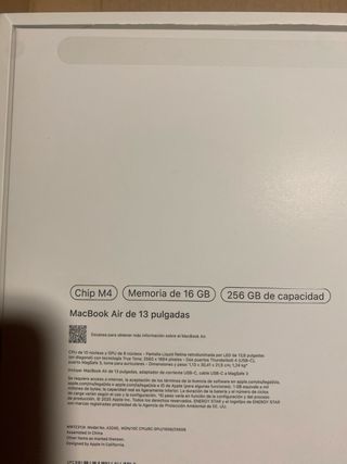 MacBook Air 2025 Azul Marino NUEVO A ESTRENAR