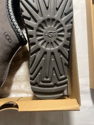 UGG Tasman Gris Talla 39