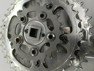 plato y Bielas BTT Aluminio