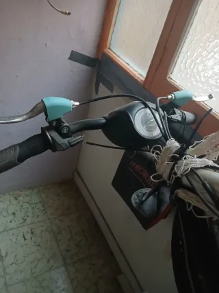 Bicicleta de montaña SRAM GripShift.Marca Decathol