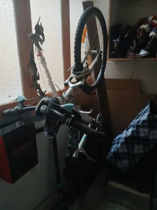 Bicicleta de montaña SRAM GripShift.Marca Decathol