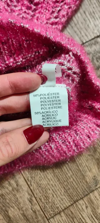 Maglione particolare con scollo a V rosa barbie