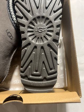UGG Tasman Gris Talla 40