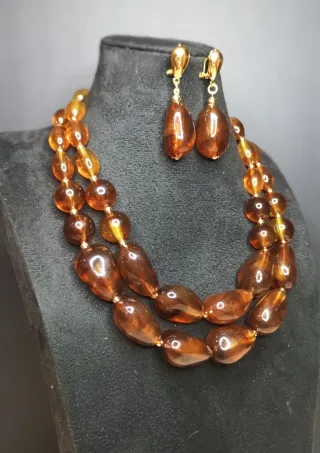 Conjunto Collar y Pendientes Ámbar Resin
