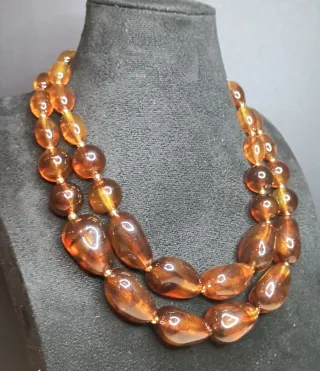 Conjunto Collar y Pendientes Ámbar Resin