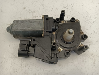 MOTOR ELEVALUNAS DELANTERO DERECHO AUDI A3 (8L) A