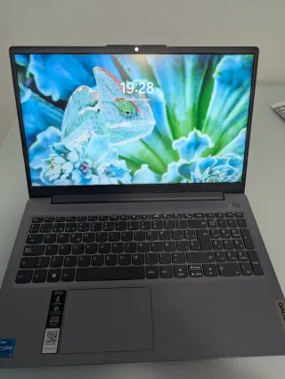 Lenovo IdeaPad Slim 3 (16"), i5 13ª Gen, 16Ram 1Tb