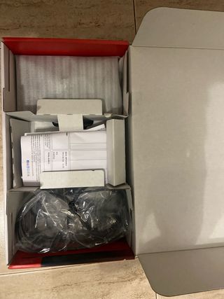 Nintendo Switch con accesorios y 2 juegos