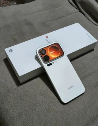 Xiaomi 17 Pro Max Funda y Cargador