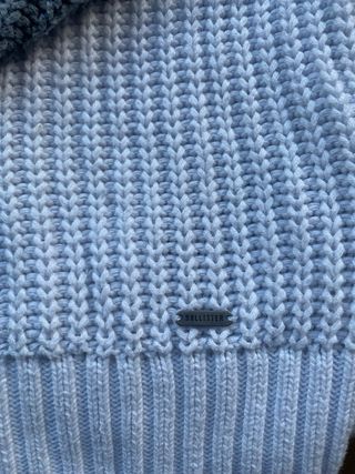 Jersey Hollister Gris y Blanco Talla XS