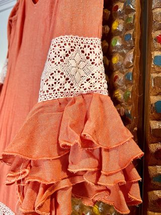 Traje Flamenca Coral Volantes Encaje