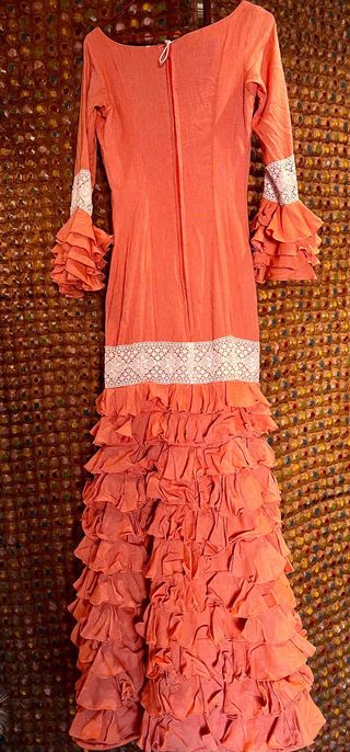 Traje Flamenca Coral Volantes Encaje