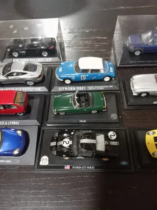 Lote 10 coches escala 1:43