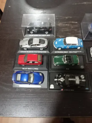 Lote 10 coches escala 1:43