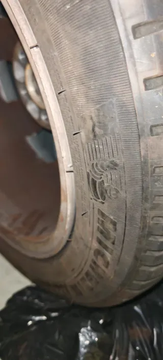 Llantas Audi TT MK1 con neumáticos