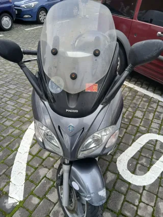 Piaggio X9 250cc con la itv pasada hasta el 2027