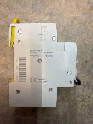 Interruptor Magnetotérmico Schneider 10A