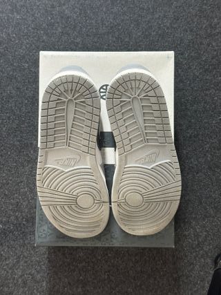 Nike Jordan 1 Mid Grigio 40