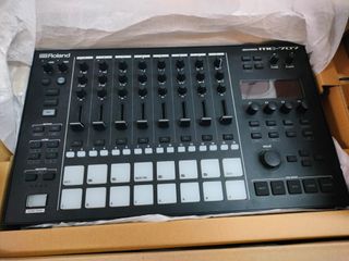 Roland MC-707