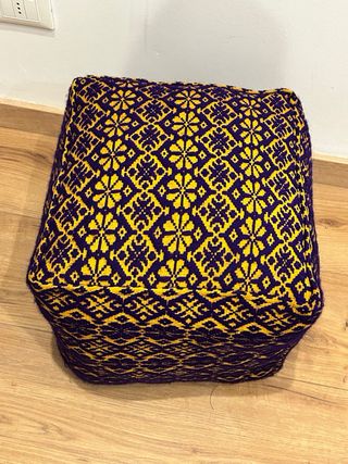 Pouf lana viola e giallo