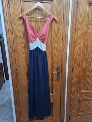 Vestido de fiesta floral plisado