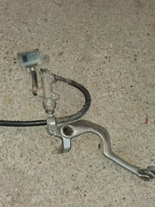 Freno trasero suzuki 400 drz S