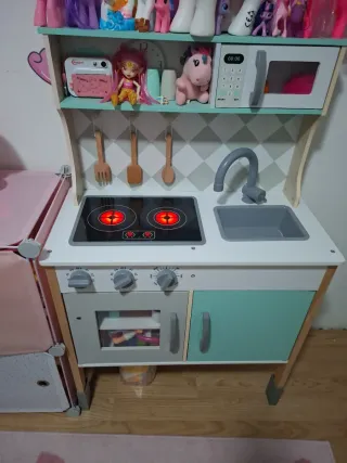 Cocina de madera para niños
