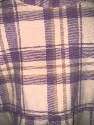 Sobrecamisa cuadros Bershka beige y morado