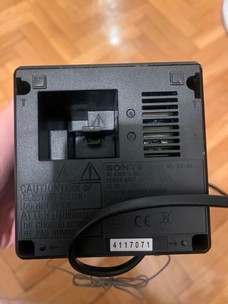 Radio despertador Sony negro