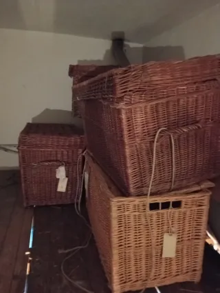 Cesto grande de mimbre