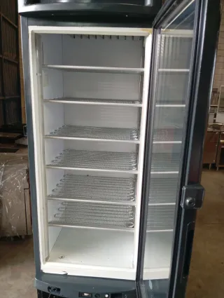 Congelador expositor vertical