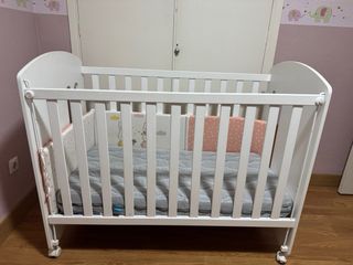 Cuna madera + colchón japonés