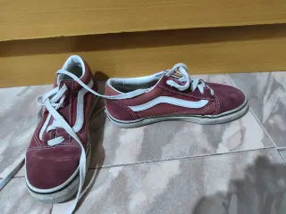 Deportivas Vans burdeos talla 36