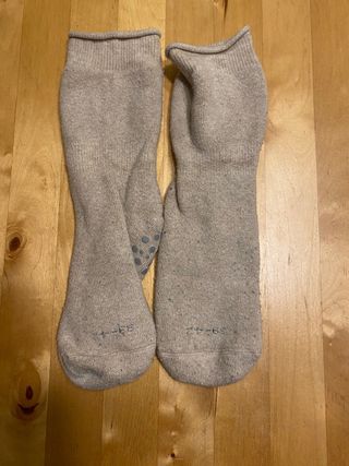 Calcetines antideslizantes beige/gris